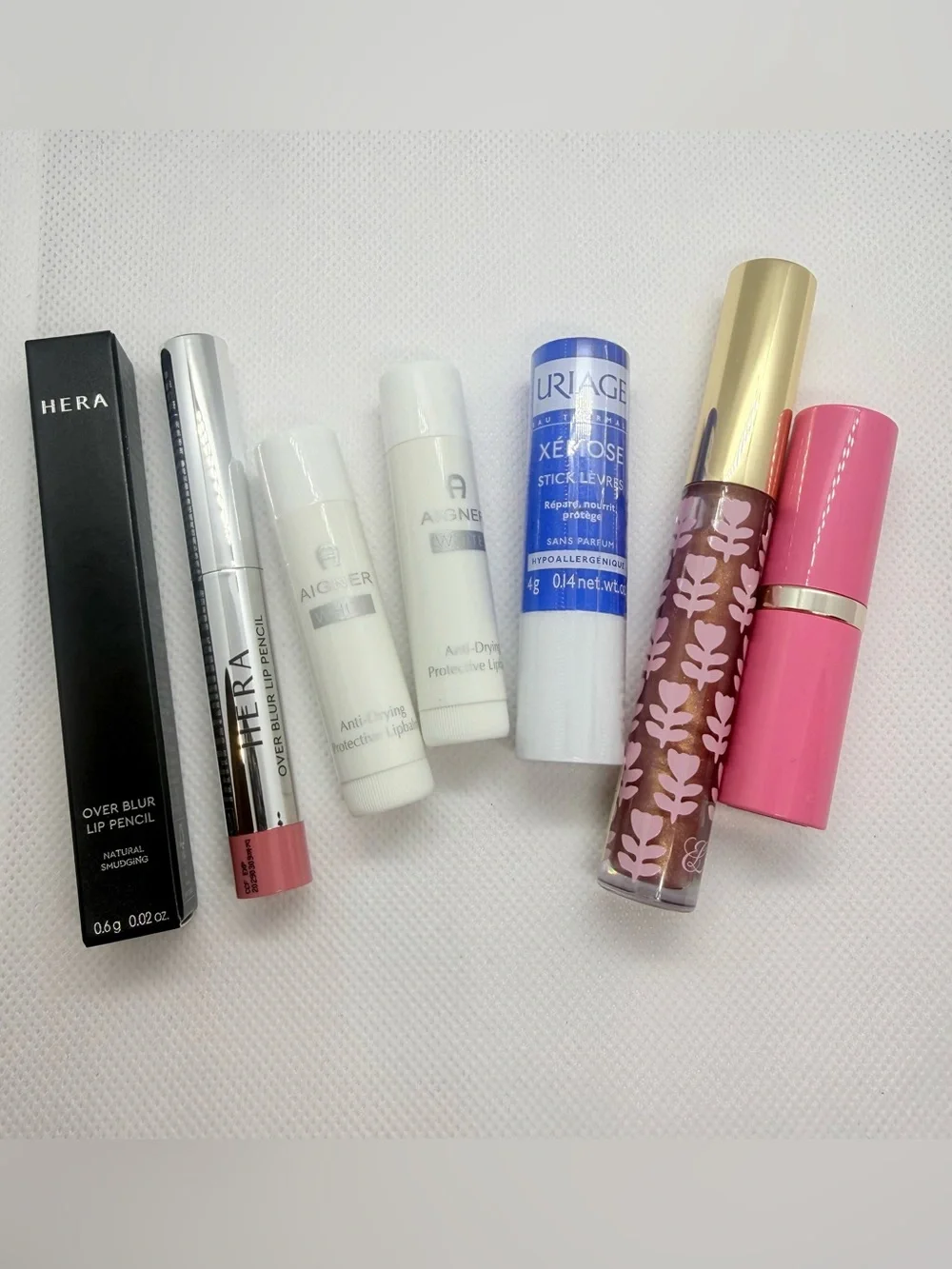 Mixed Lip Product Bundle: Lipstick, Gloss, Balm, Pencil - HERA, Uriage +